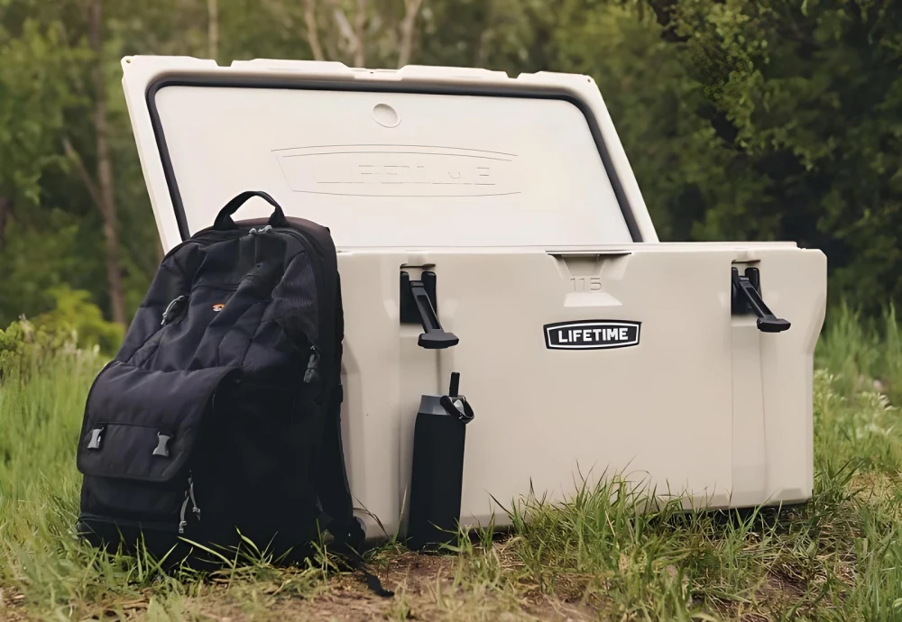 outdoor refrigerated cooler